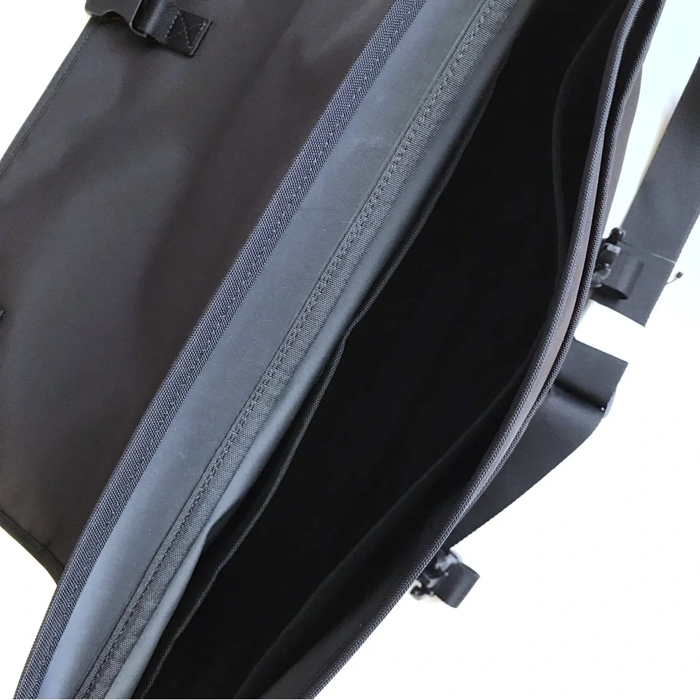 Calvin Klein Black Sport Essential Messenger Bag NWOT